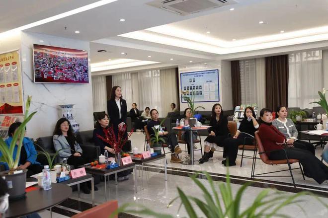 巾帼对话立法联系点 法治观察与女性同行